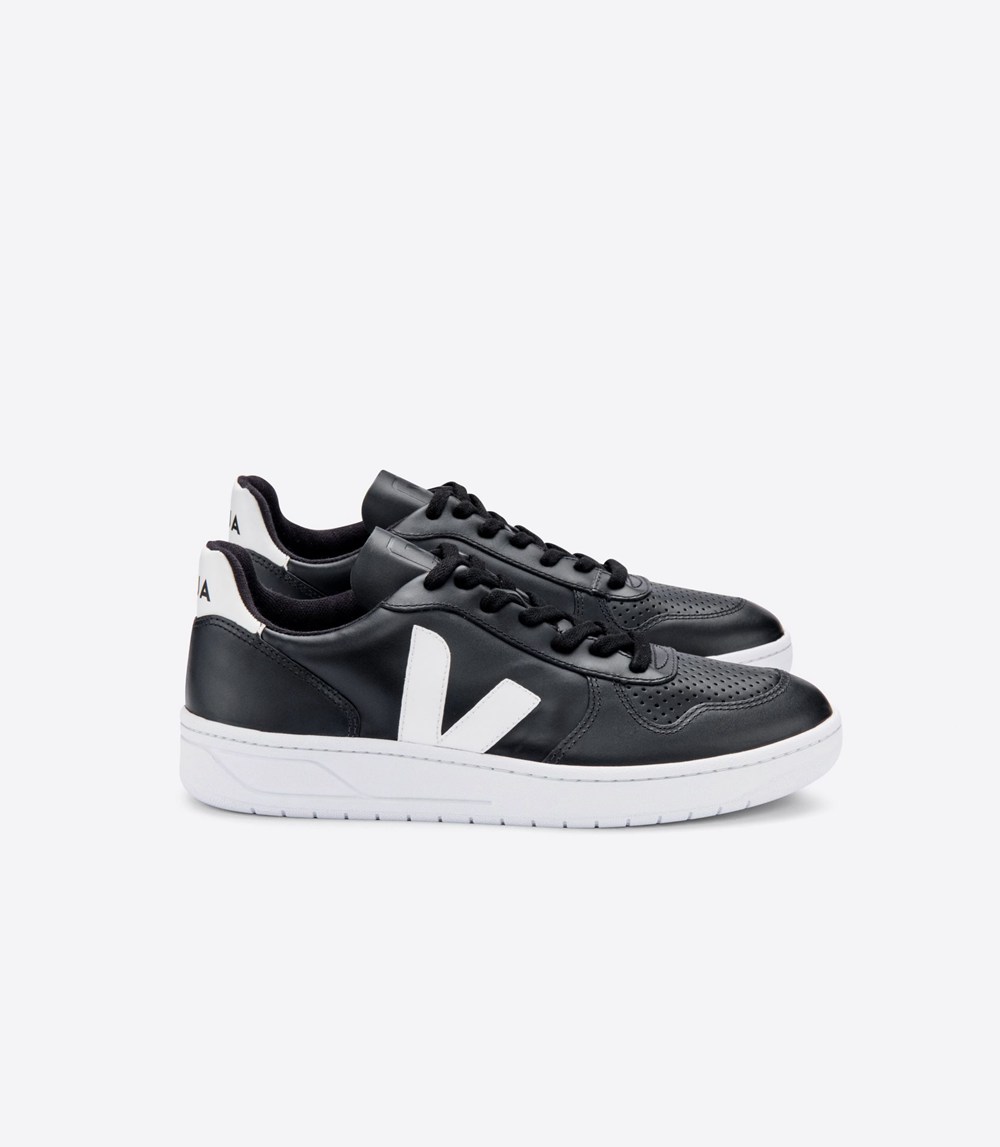 Veja Trainers Mens Black/White - V-10 Leather - AXYZ-93610